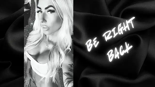 blondiluvsanal live sex cam