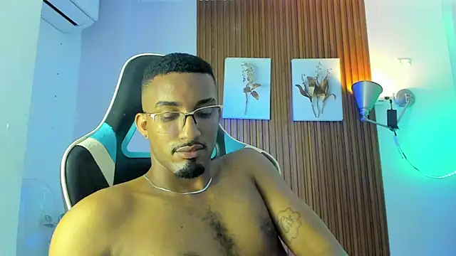 Darwin_mayo live sex cam