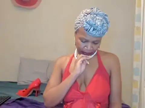 AfricanSquirtingQueen's cam snapshot