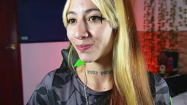 Michell_Wallker's cam snapshot