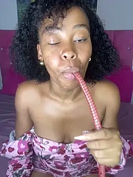 naughtiest_baddy's cam snapshot