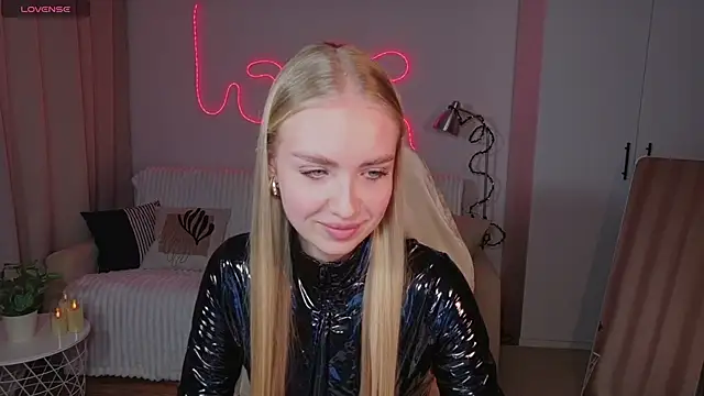 TessaGrays's cam snapshot