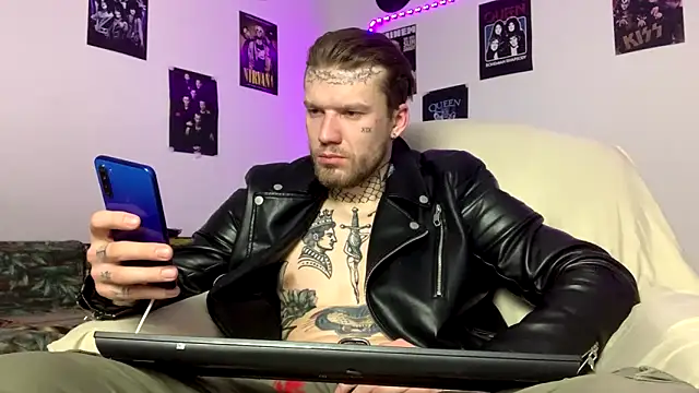 Huntall77's cam snapshot