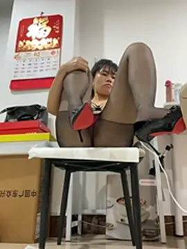 Miss_me29 live sex cam