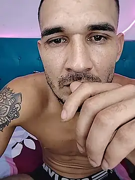 junior_men22's cam snapshot