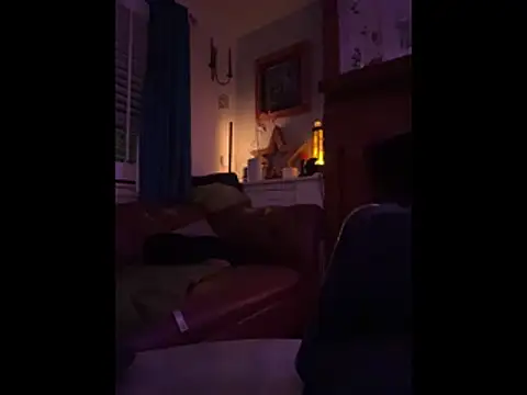 LeatherSdaddy's cam snapshot