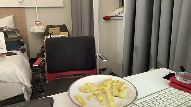 coach-karl's cam snapshot