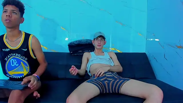 Spicy_guys live sex cam