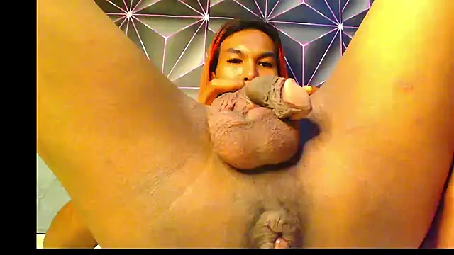 DirtyJudi live sex cam