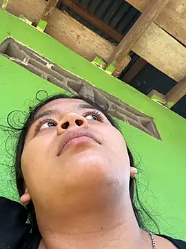 moncerrat_luna live sex cam