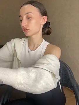 Polli_Kiss live sex cam