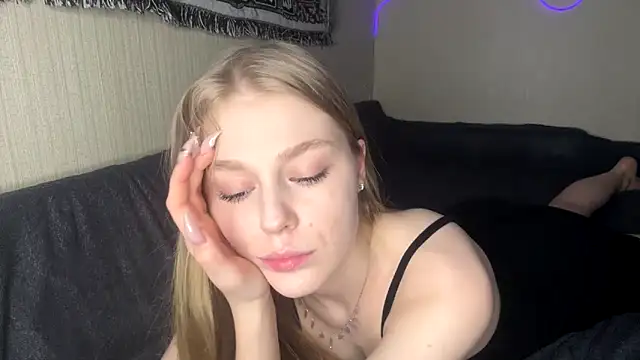 CassandraMur's cam snapshot