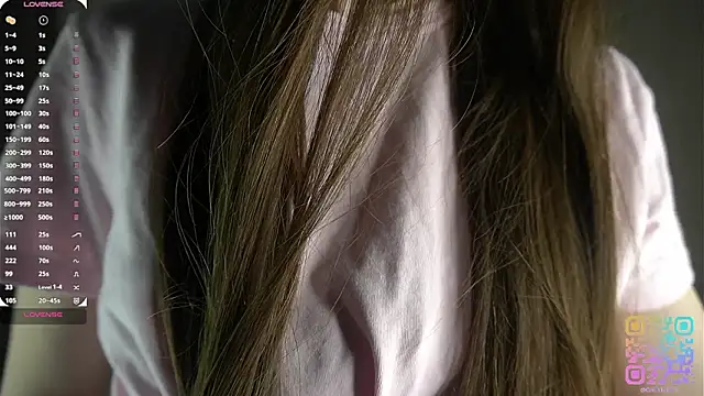 _smile_in_glow_'s cam snapshot