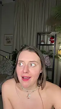 ThelmaJusto live sex cam