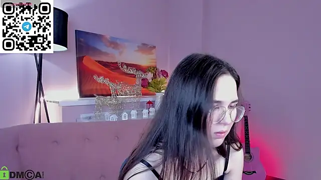 leylamirage's cam snapshot