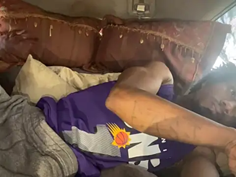 SlimeCrownzOut5 live sex cam