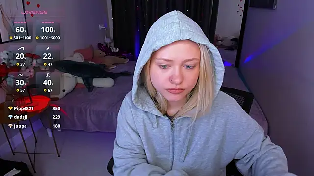 Millie_Vanillies's cam snapshot