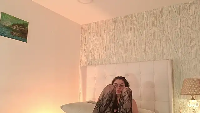 Luisa0110's cam snapshot