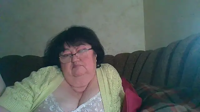 MilaSky5303's cam snapshot