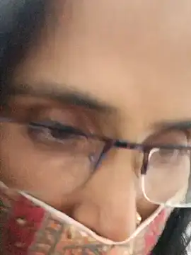 sanjana077's cam snapshot