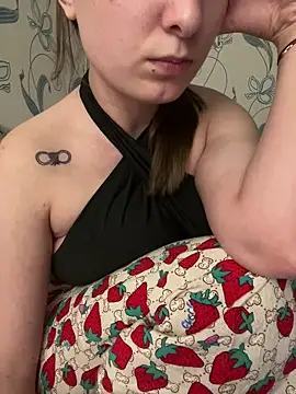 Lally_Girasole's cam snapshot