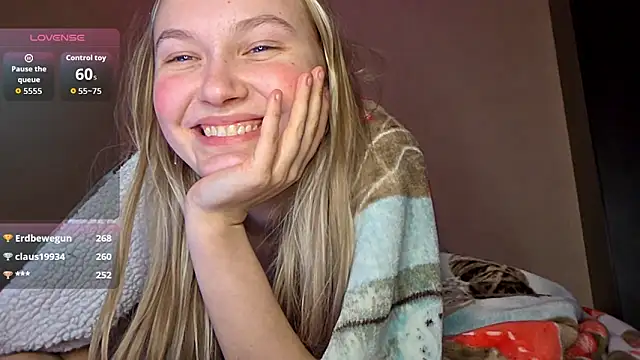 KarinRobertson live sex cam