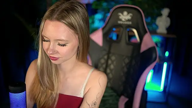 SweetDaisy_me's cam snapshot