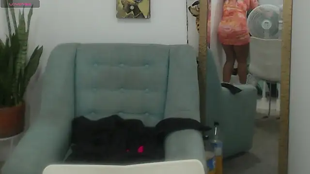 Luna_Fyre's cam snapshot