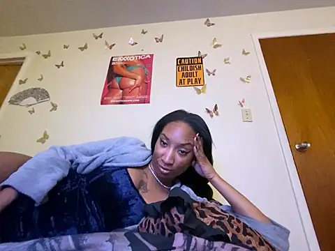 LeBimbo live sex cam