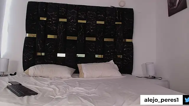 chris_blake__ live sex cam