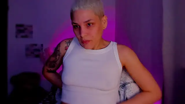 Charlee_pink's cam snapshot