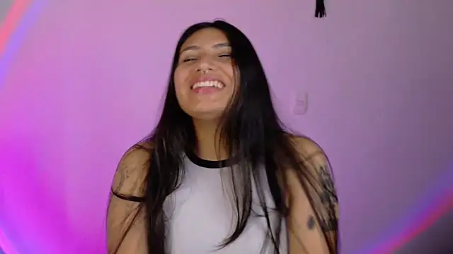 Linda_andrew's cam snapshot