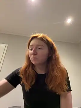 HoneyBunny18 live sex cam