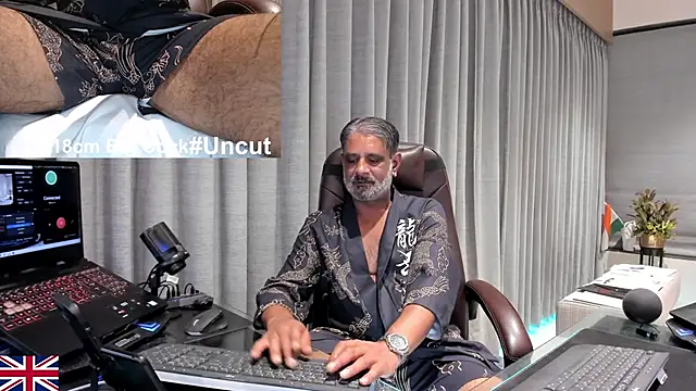 OnlineBossUK live sex cam