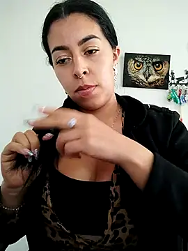 Luianna's cam snapshot