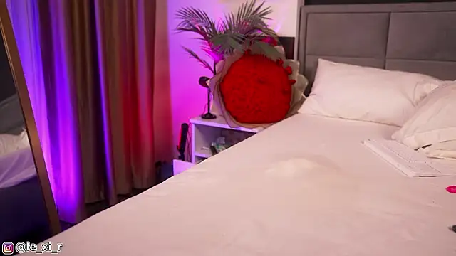 Lexi_Reed live sex cam