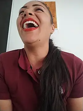 KittyHoleshot87's cam snapshot