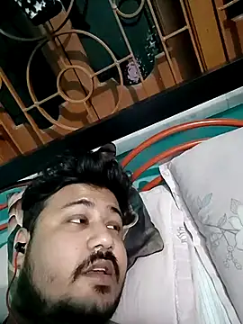 Desiyoungcouple15 live sex cam