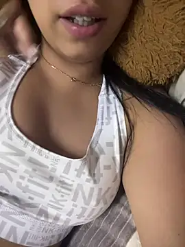 lulizoee live sex cam
