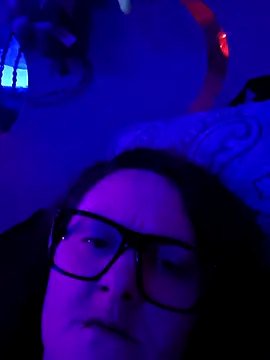 DisireAfterDark live sex cam