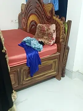 BongQueen9 live sex cam