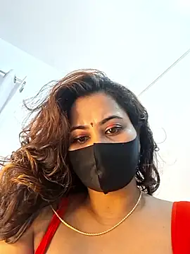 Bristy- live sex cam