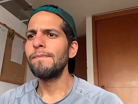 Tony_here live sex cam