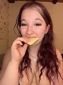 LittleChaosQueen live sex cam