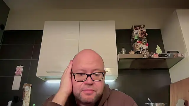 theitalianbear live sex cam