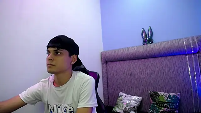 dilan_hott_ live sex cam