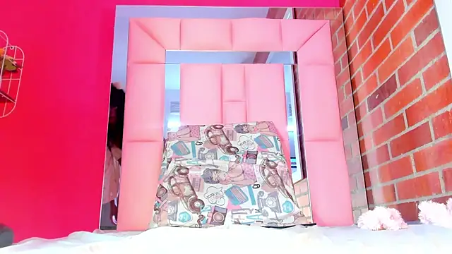 Baby_doll_XOXO live sex cam