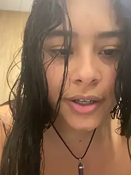 AnnaSmiles live sex cam