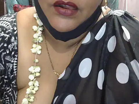 Nisha-telugu live sex cam