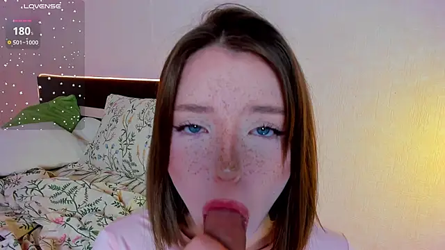 lexxxxxxi live sex cam